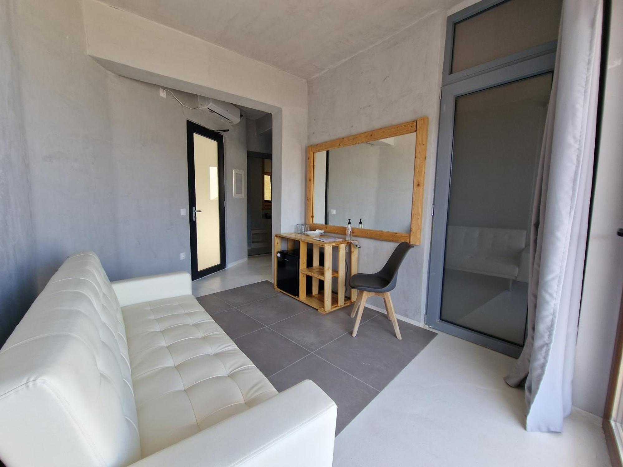 Kea Hotel 3*